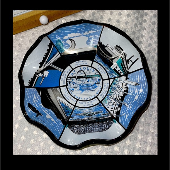 Vintage St. Louis Landmarks Souvenir Glass Plate Houze Art 1960s. - Picture 2 of 5